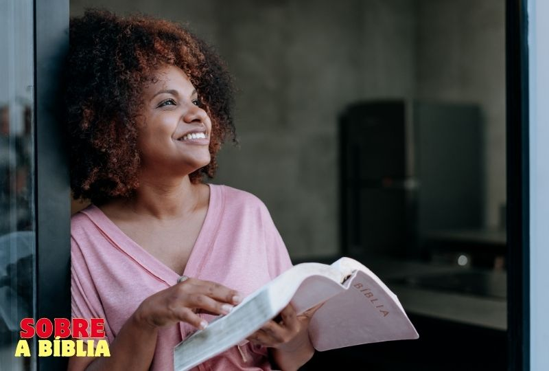 Qual o tema do mês da Bíblia 2025? 2 Sobre a Biblia (59)